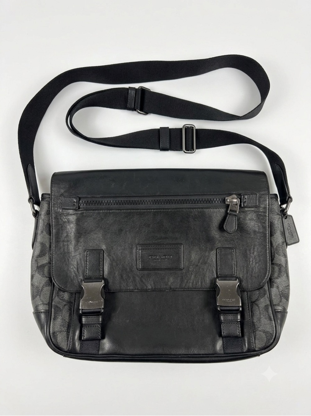 AUTHENTIC Vintage Coach Messenger Bag in Black/Charcoal with Signature Logo